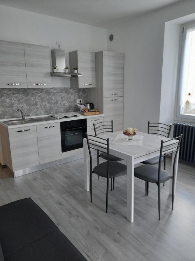 Lescen White Residence - Lake View ليتْسّينو المظهر الخارجي الصورة